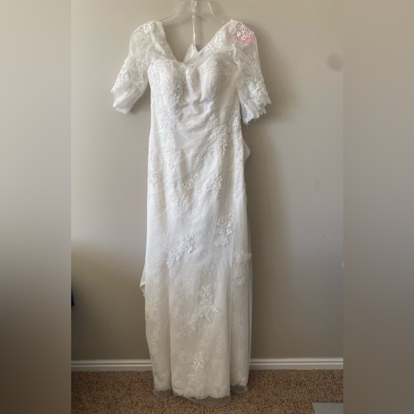 Maggie Sottero ‘Theda’ Wedding Dress Sz 12 Ivory - Picture 2 of 16